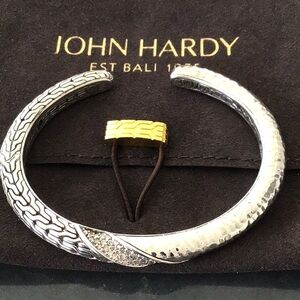 John Hardy Classic Chain Twisted Cuff Bracelet SS With Diamonds